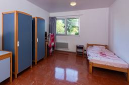 Internat (2)